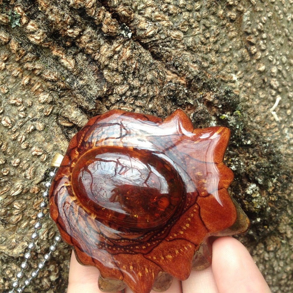 Amber Third Eye Pinecone S - MEDIUM